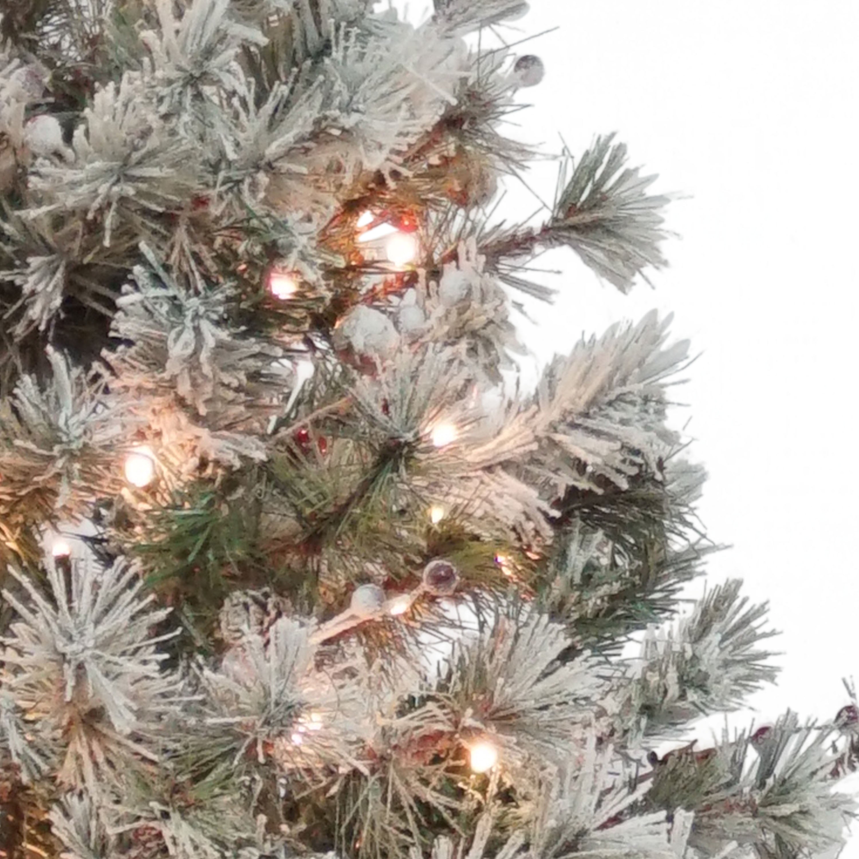 7.5' Pre-Lit Flocked Idaho Spruce Christmas Tree